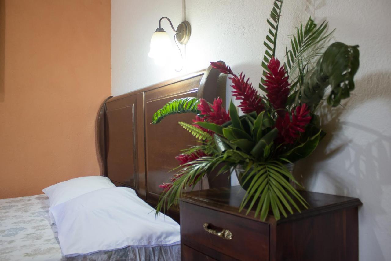 Hotel Rabin Itzam ลังกิน ภายนอก รูปภาพ